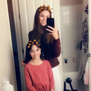 Meet your Posher, Olivia